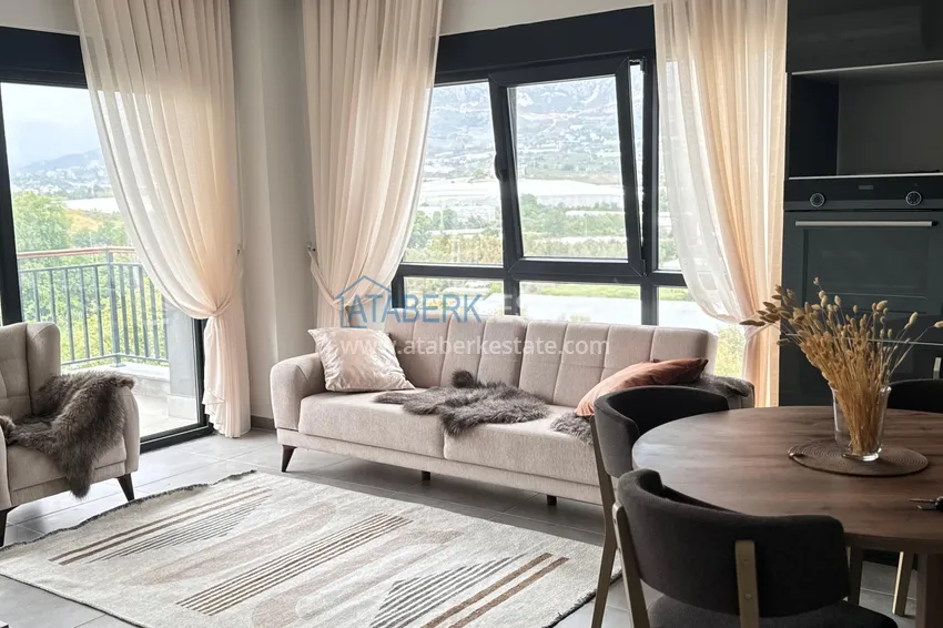 Purchase 1+1 apartment with new furniture and rental permission in Alanya Mahmutlar — from the owner 1