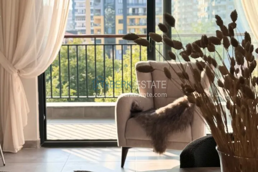 Purchase 1+1 apartment with new furniture and rental permission in Alanya Mahmutlar — from the owner 3