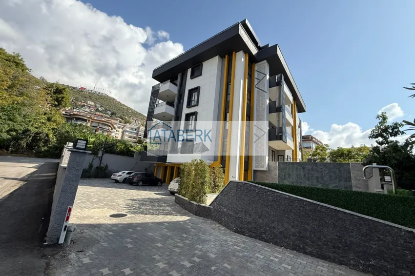Comfort segment complex project under construction in the center of Alanya  5 
