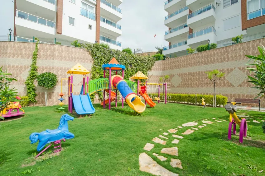 4+1 duplex with garden in Kargicak — furnished, in a luxury complex 12 