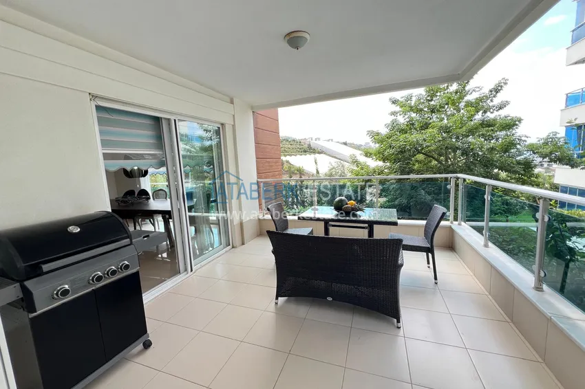 Purchase  4+1 duplex with garden in Kargicak — furnished, in a luxury complex 16 