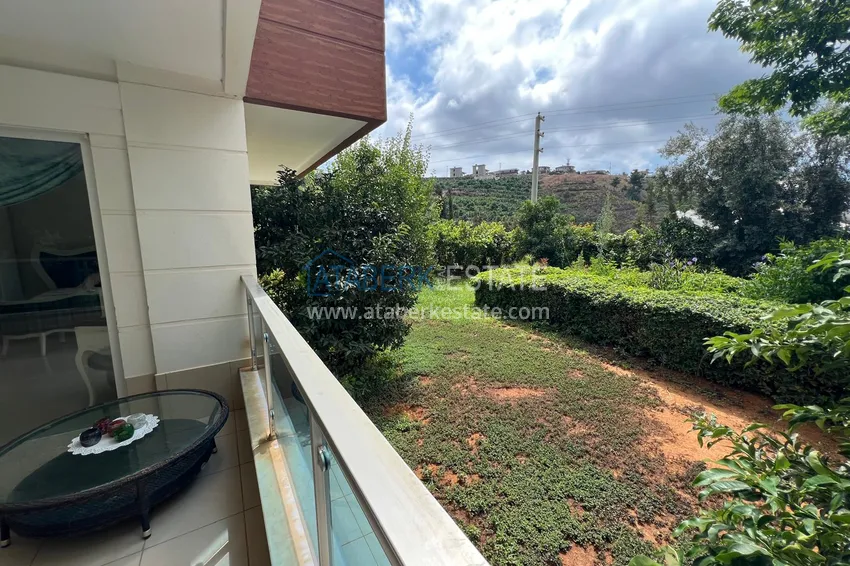 Purchase  4+1 duplex with garden in Kargicak — furnished, in a luxury complex 28 