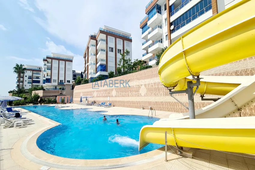 4+1 duplex with garden in Kargicak — furnished, in a luxury complex 8 