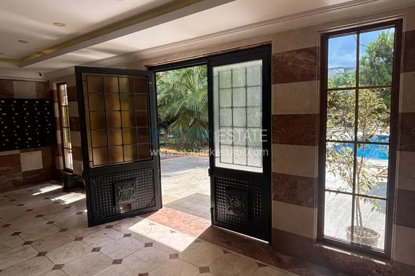 Apartment 1+1 75 m2 with sea view in Tosmur — an option for a residence permit directly from the owner 11 