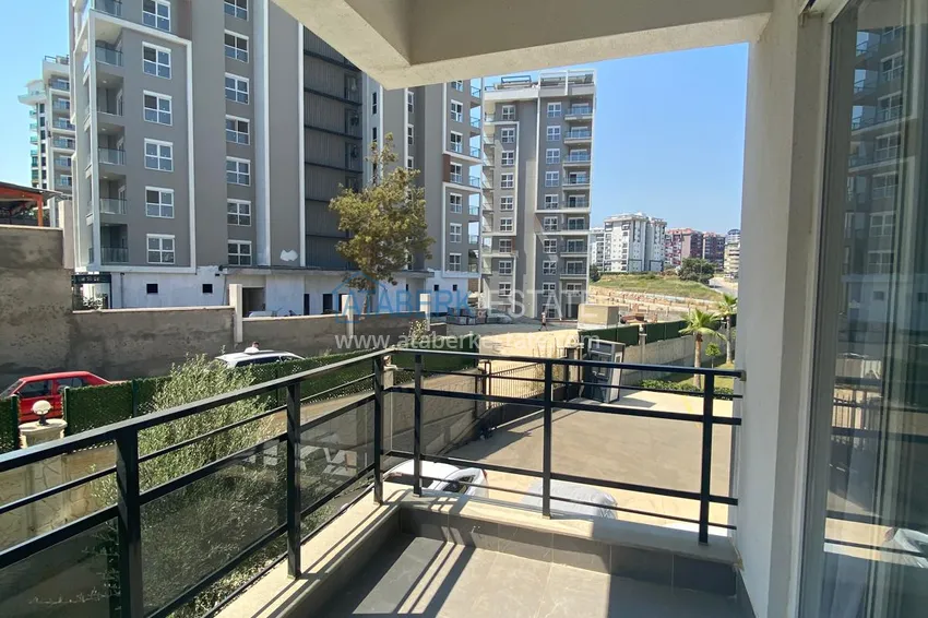 Purchase Long-term rent of a 1+1 apartment in a comfortable complex - Alanya, Avsallar No. 22 13 