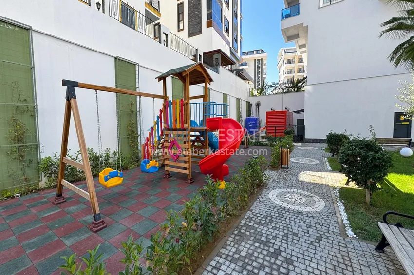 Modern two-bedroom apartment with mountain views in a hotel-level residential complex, Mahmutlar - Alanya 18 