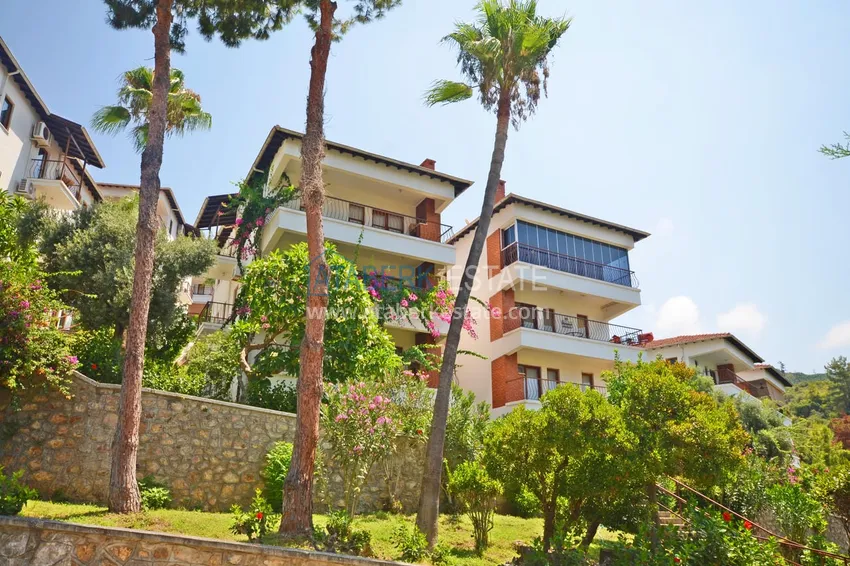2+1 apartment with sea view in Kargicak — 300 m to the beach 1 