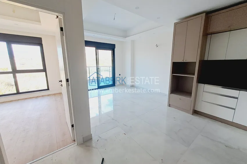 Purchase  Apartments in Alanya from the owner in a new residential complex - Mahmutlar district 10 