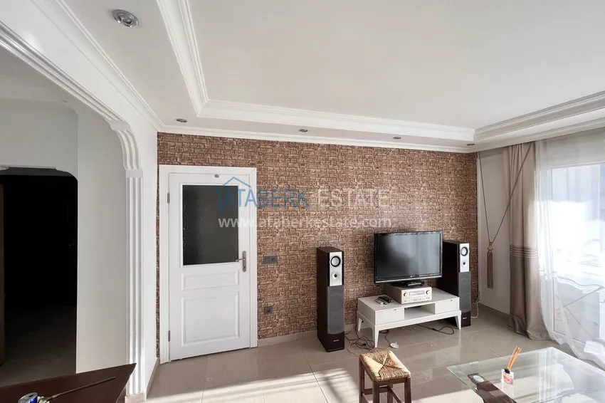 Purchase  4+1 duplex with furniture in Alanya, Oba district — 300 meters from the sea  4 