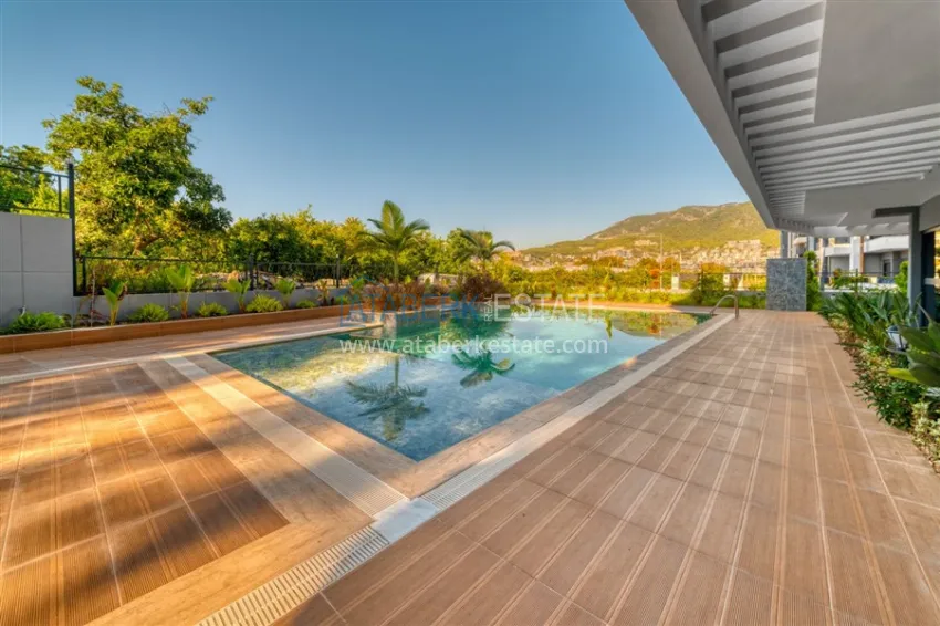 1+1 apartment in Alanya, Oba district — with a short-term rental permit 7 