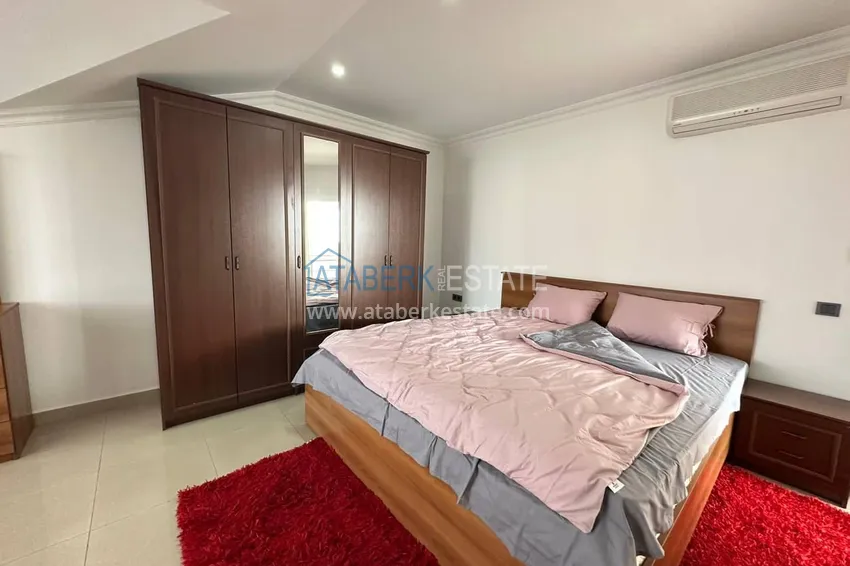 Purchase  4+1 duplex with furniture in Alanya, Oba district — 300 meters from the sea  9 