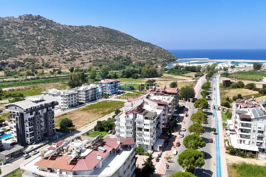 City apartment with a glazed balcony after renovation in Gazipasa 2 