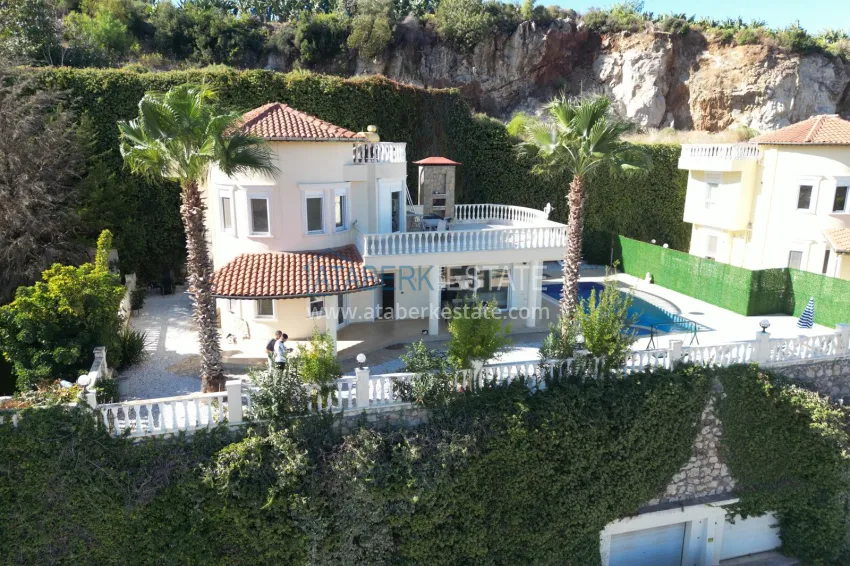 Two-storey villa in Alanya Kargıcak - with private pool and rental license 2 