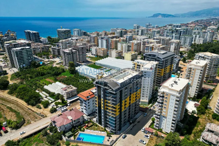 Linear 3+1 apartment with furniture and separate kitchen — in Alanya, Mahmutlar district 2 