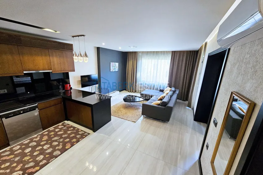 Purchase  Furnished 1+1 apartment in Mahmutlar — 150 m from the sea, Barbarossa Avenue 5 