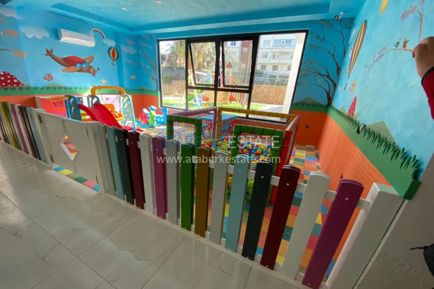 1+1 apartment in Alanya Oba - well-maintained complex, pool view 8