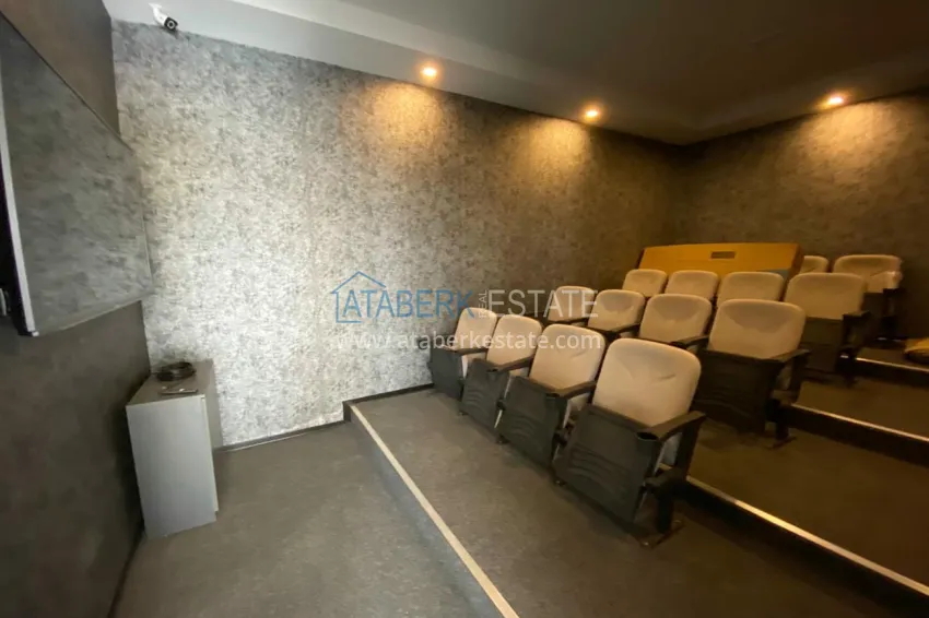 1+1 apartment in Alanya Oba - well-maintained complex, pool view 9