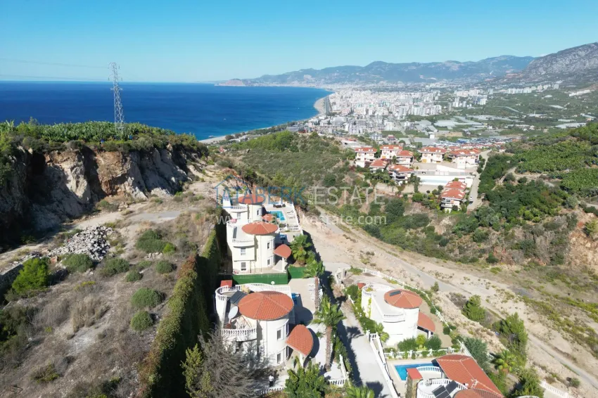 Two-storey villa in Alanya Kargıcak - with private pool and rental license 7 