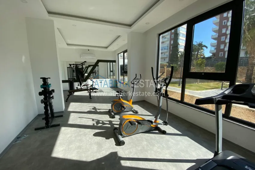 1+1 apartment in Alanya Oba - well-maintained complex, pool view 10