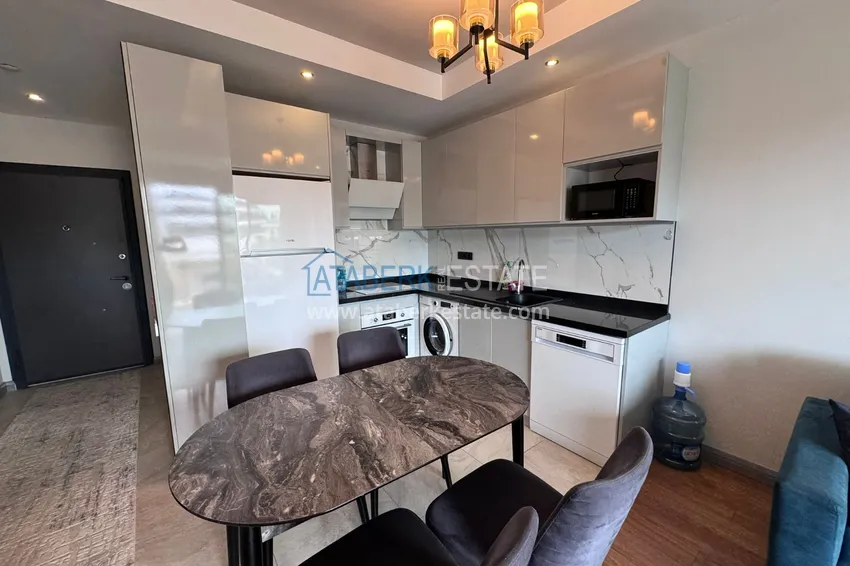 Purchase 1+1 apartment in the center of Alanya - furnished in a luxury complex 4