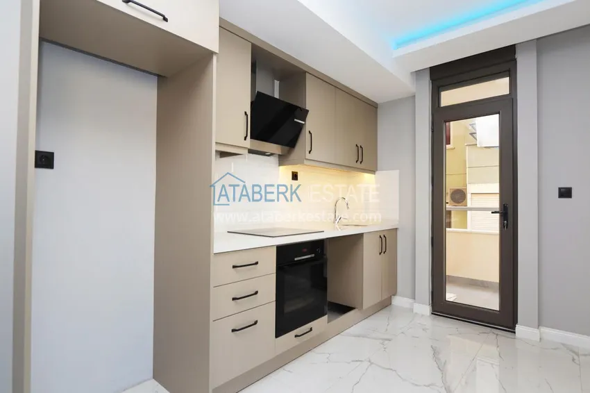 Purchase  1+1 apartment for a residence permit in the Oba area — after major repairs, just 200 meters from the sea 7 