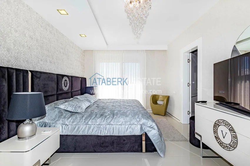 Purchase  Elegant 3+1 villa with panoramic sea and mountain views in an elite complex — Alanya, Kargicak district 20 