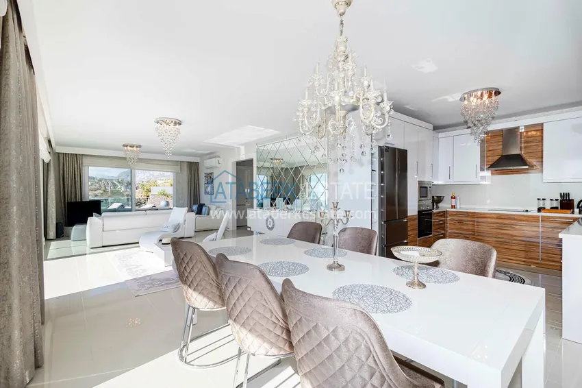 Purchase  Elegant 3+1 villa with panoramic sea and mountain views in an elite complex — Alanya, Kargicak district 5 