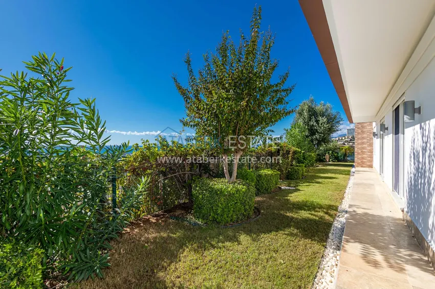 Elegant 3+1 villa with panoramic sea and mountain views in an elite complex — Alanya, Kargicak district 6 