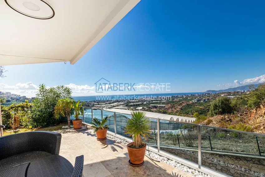Elegant 3+1 villa with panoramic sea and mountain views in an elite complex — Alanya, Kargicak district 8 