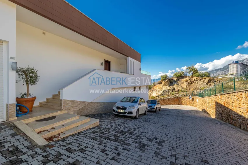 Elegant 3+1 villa with panoramic sea and mountain views in an elite complex — Alanya, Kargicak district 9 
