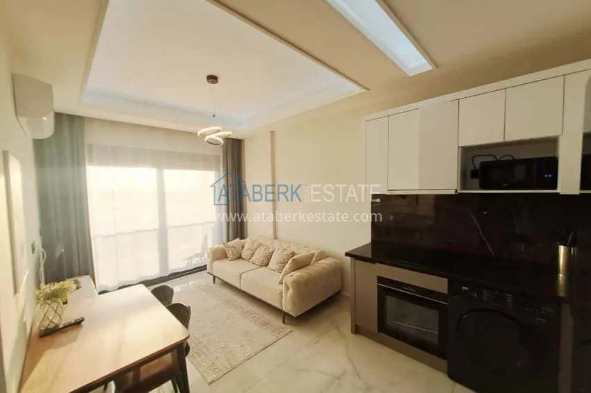 Purchase 1+1 apartment in Alanya, Oba district with furniture and mountain views — installments up to 6 months 3