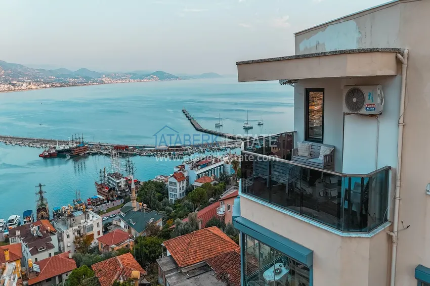 3+1 apartment for a residence permit in Alanya, Kale district - furnished and with panoramic views of the sea and port  12 