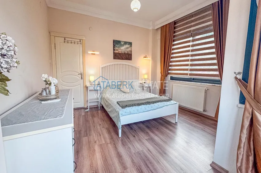 Purchase  3+1 apartment for a residence permit in Alanya, Kale district - furnished and with panoramic views of the sea and port  26 