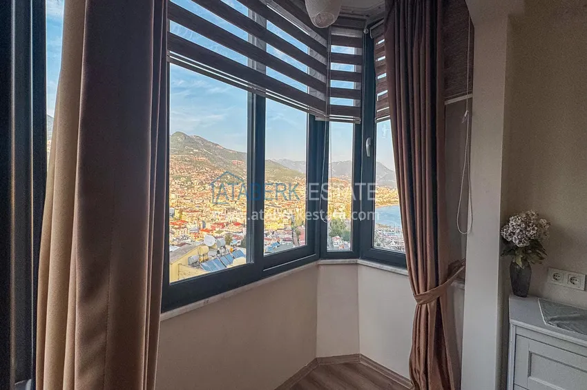 Purchase  3+1 apartment for a residence permit in Alanya, Kale district - furnished and with panoramic views of the sea and port  33 
