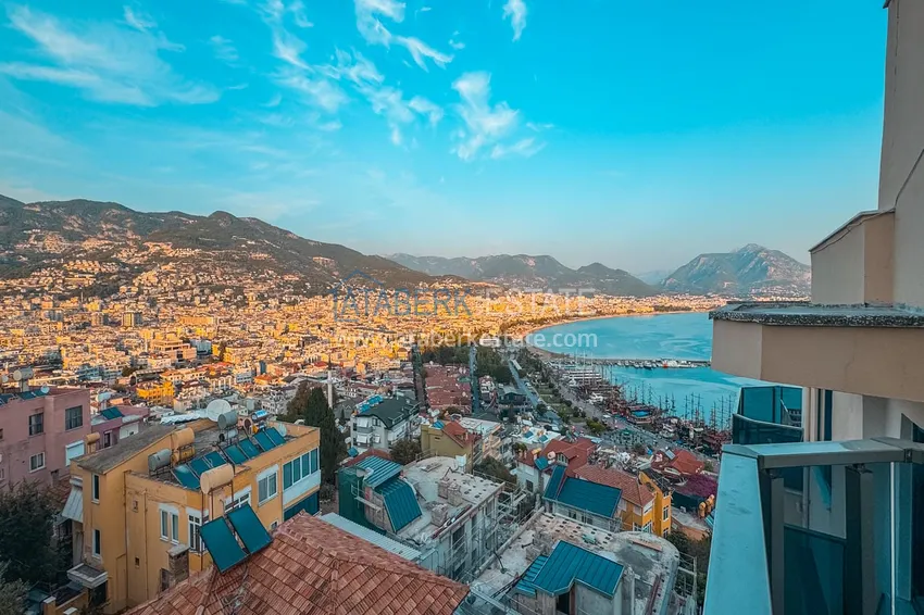 Purchase  3+1 apartment for a residence permit in Alanya, Kale district - furnished and with panoramic views of the sea and port  44 