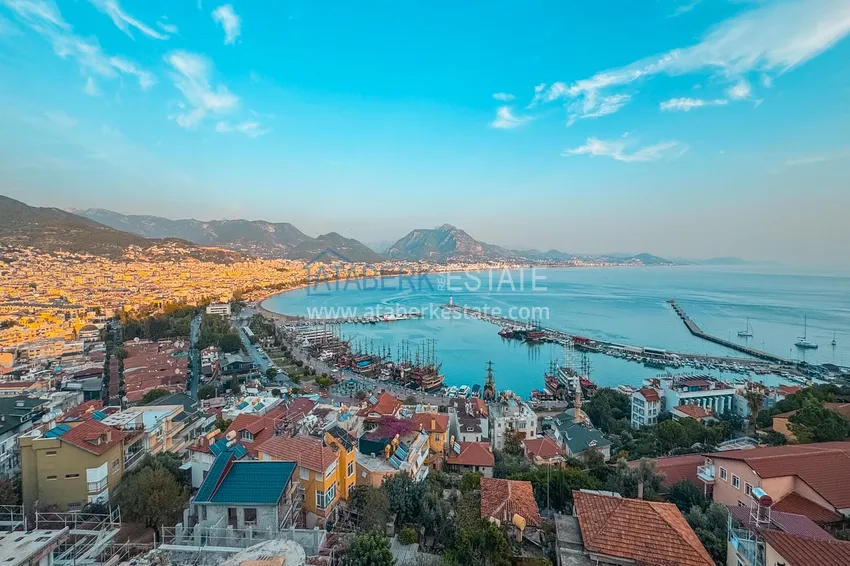 Purchase  3+1 apartment for a residence permit in Alanya, Kale district - furnished and with panoramic views of the sea and port  46 