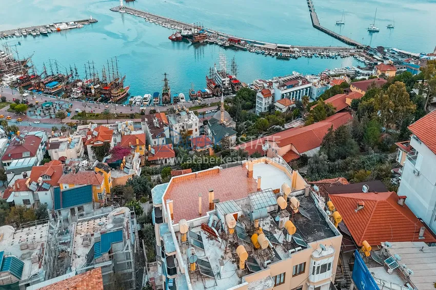 3+1 apartment for a residence permit in Alanya, Kale district - furnished and with panoramic views of the sea and port  6 