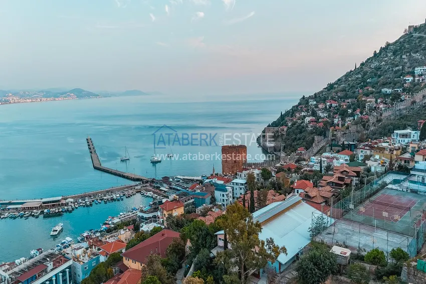 3+1 apartment for a residence permit in Alanya, Kale district - furnished and with panoramic views of the sea and port  8 