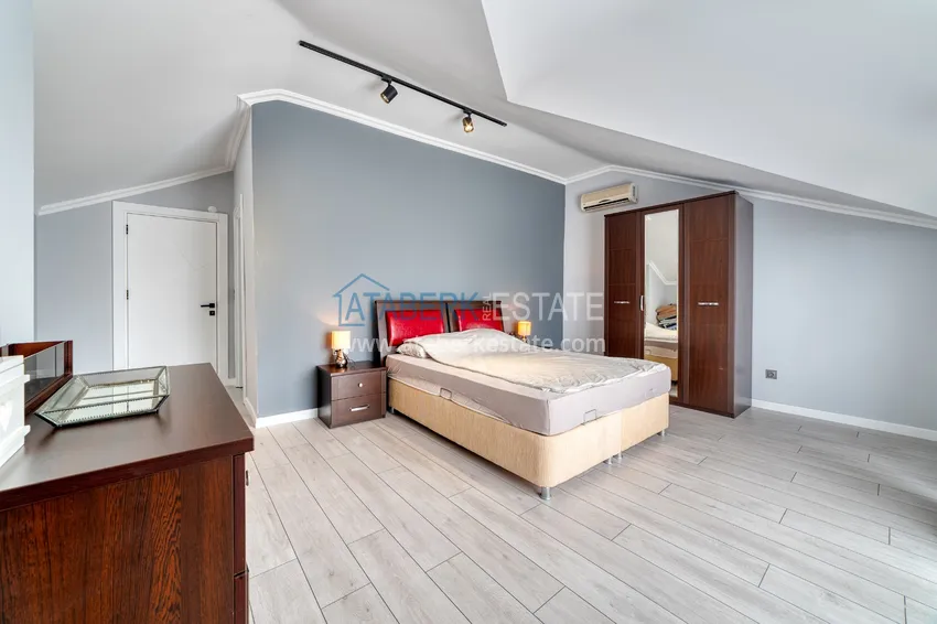 Purchase  4+1 duplex in Alanya, Oba district - furnished penthouse for a residence permit 16 