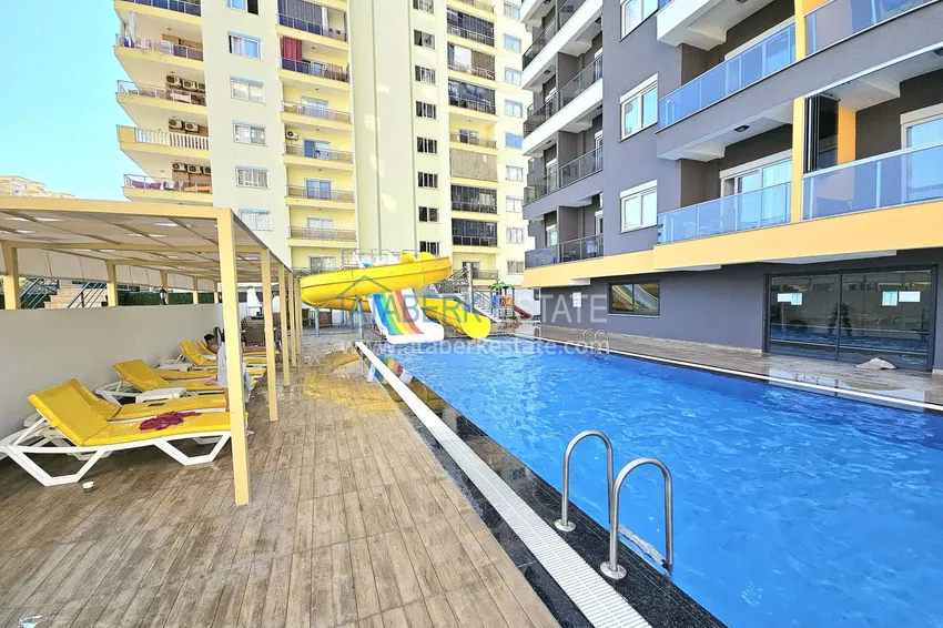 2+1 apartment in Alanya, Mahmutlar district - new furniture and sea view 3 