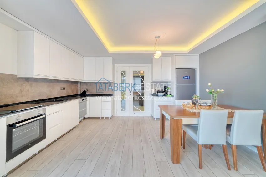 Purchase  4+1 duplex in Alanya, Oba district - furnished penthouse for a residence permit 4 