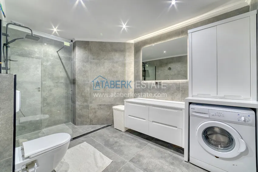 Purchase  4+1 duplex in Alanya, Oba district - furnished penthouse for a residence permit 5 