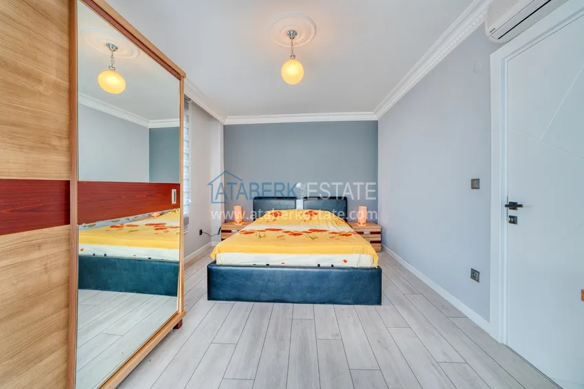 Purchase  4+1 duplex in Alanya, Oba district - furnished penthouse for a residence permit 10 