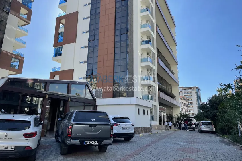 Furnished 1+1 apartment in Alanya, Cikcilli - property for residence permit and citizenship 15 