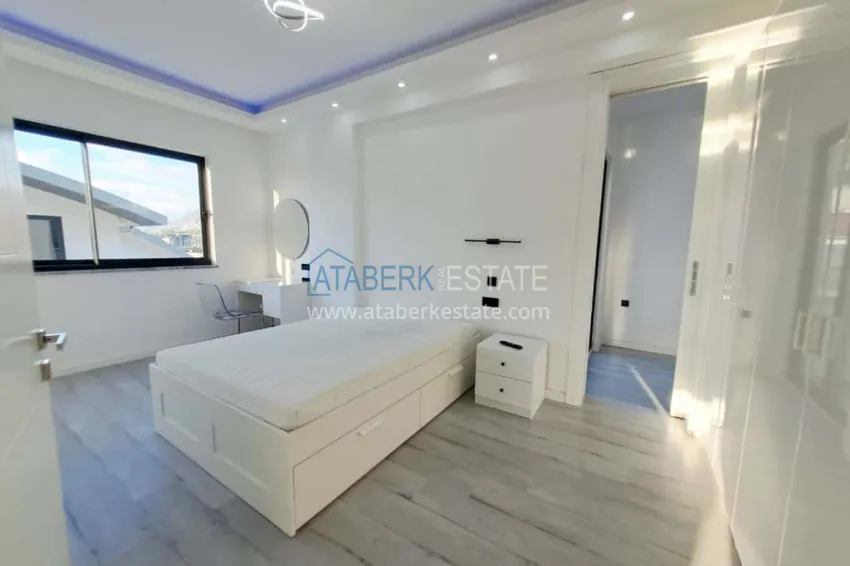 Purchase 3+1 duplex penthouse in Kargicak - with panoramic views and designer redevelopment 13