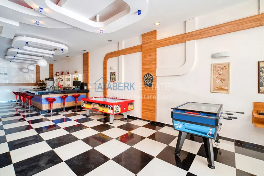 2+1 apartment in Alanya, Oba district — furnished in a condominium complex 28