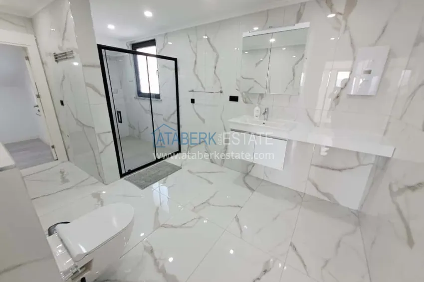 Purchase 3+1 duplex penthouse in Kargicak - with panoramic views and designer redevelopment 37