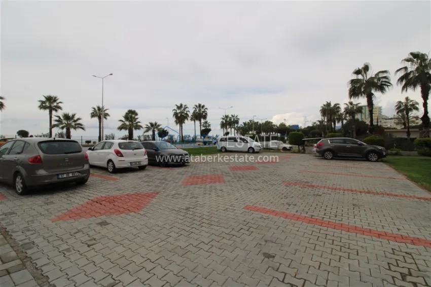 Apartment 2+1 on the beachfront in the center of Mahmutlar, Alanya — real estate for citizenship 10 