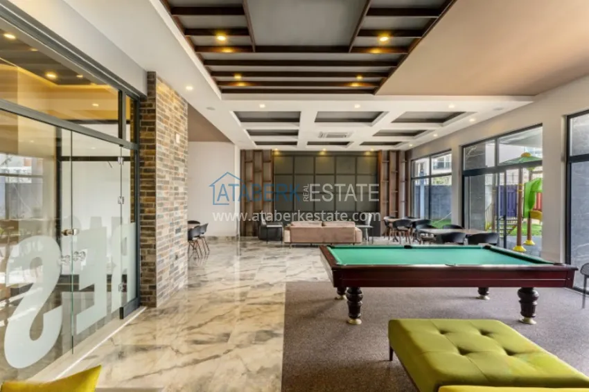 3+1 apartment in Alanya, Oba district - single-level layout and citizenship 12 