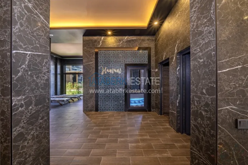 3+1 apartment in Alanya, Oba district - single-level layout and citizenship 20 